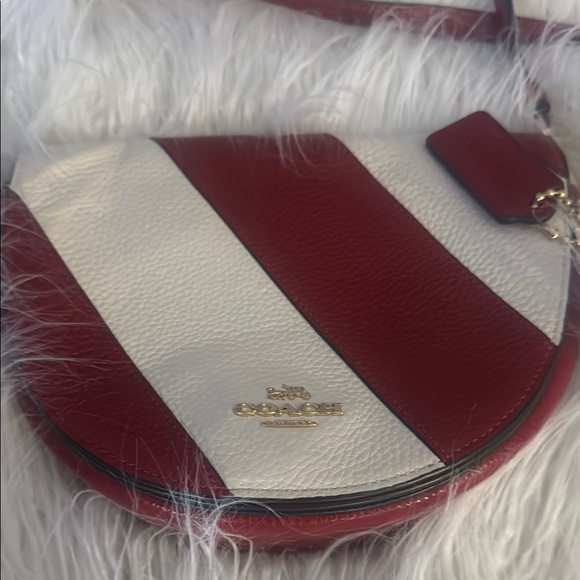 Coach Red and Cream Crossbody Bag with Diagonal Stripes - Picture 4 of 5